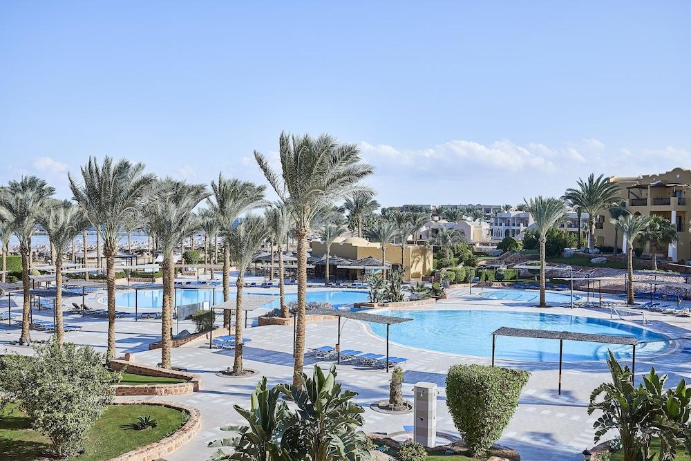 Jaz Dar El Madina Hotel Coraya Bay Exterior photo
